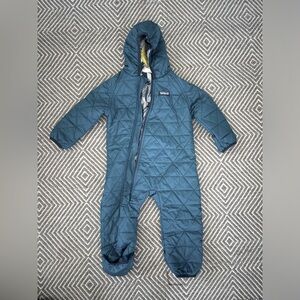 Patagonia Like new reversible, kids winter/ snow suit. Puffball bunting